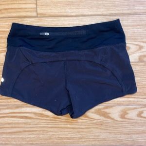 Black Lulu lemon shorts size 4
